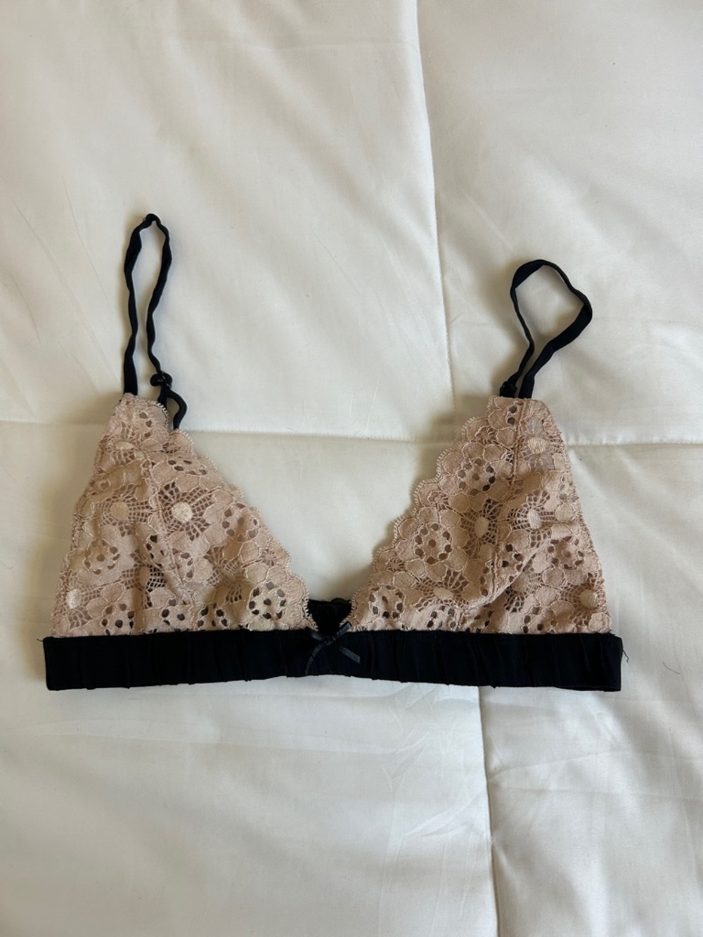 Fleur du Mal Nude Lace Bralette with Black Trim in XS